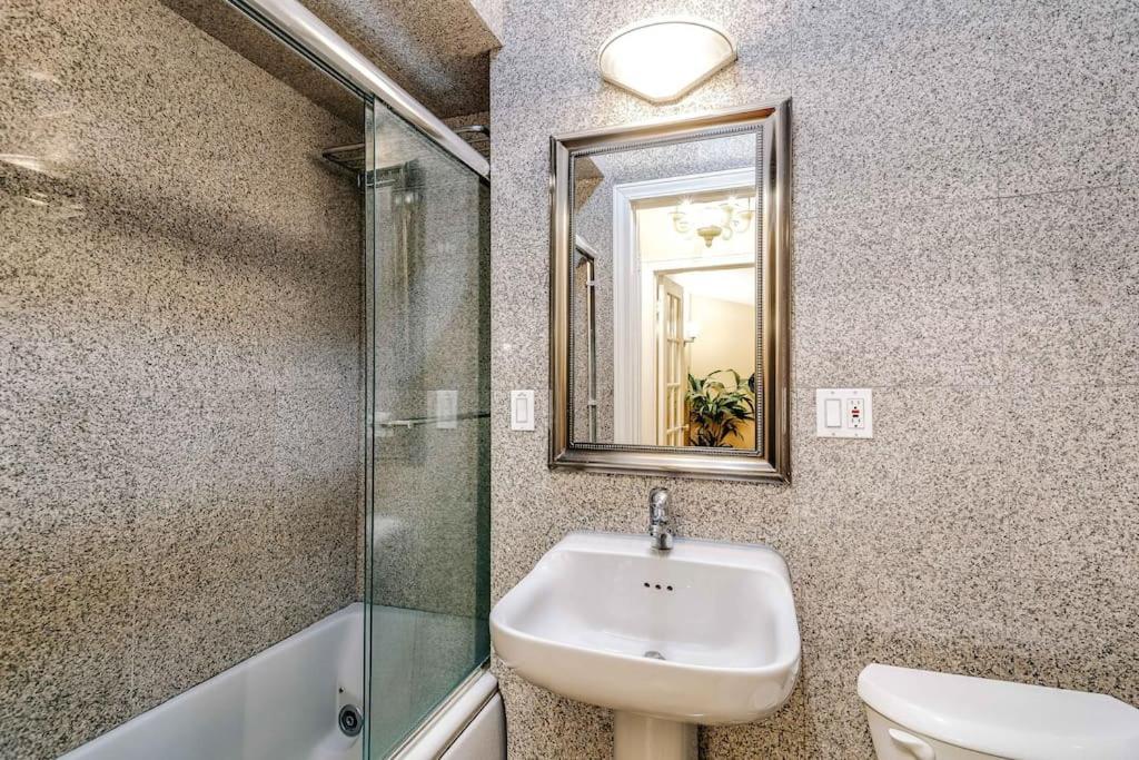 Apartmán Brownstone In Gold Coast Chicago Exteriér fotografie